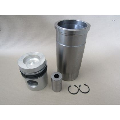 875677 Volvo Penta Aftermarket CLK-677 Piston Cylinder Liner Kit for Volvo Penta TAMD 70D, 70E